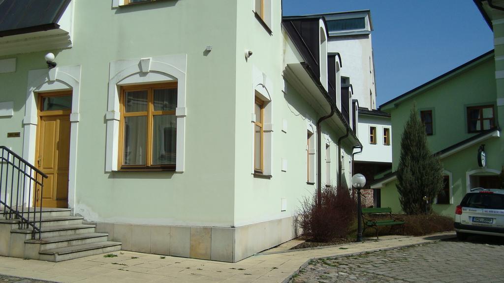 Hotel Krakonos Trutnov Exterior photo